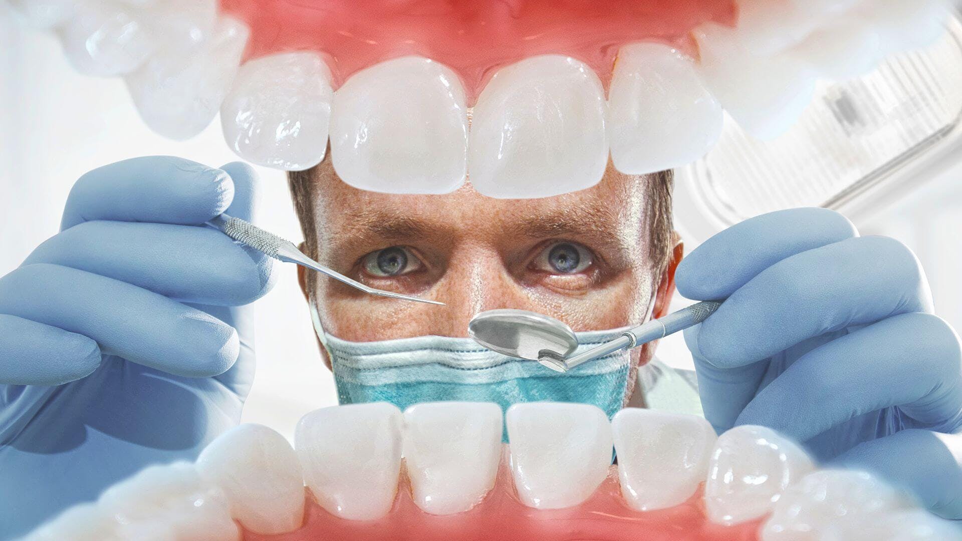 4 factores vitales para prevenir enfermedades dentales en tu boca